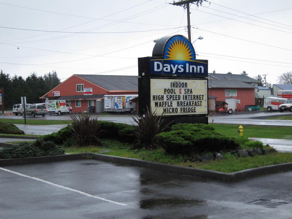 Days Inn By Wyndham Ocean Shores Exterior foto